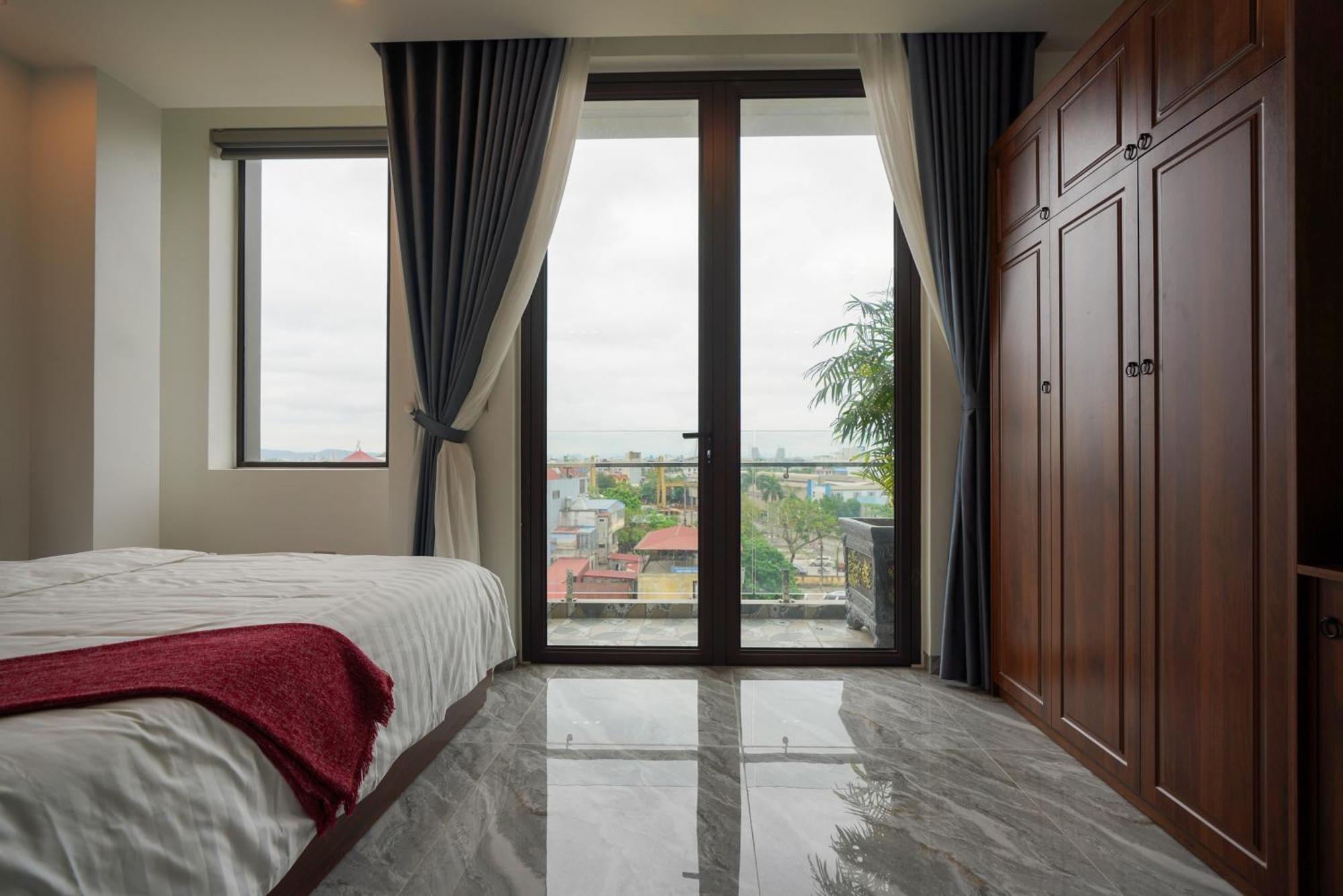 Golden Joy Hotel & Apartment Hai Phong Bagian luar foto